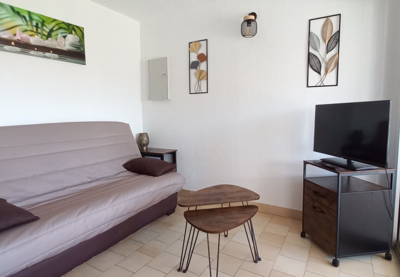 Appartement à Valras-Plage - LAGUNA BEACH - Confortable studio-cabine avec piscine pour 4 personnes (ref 428884)