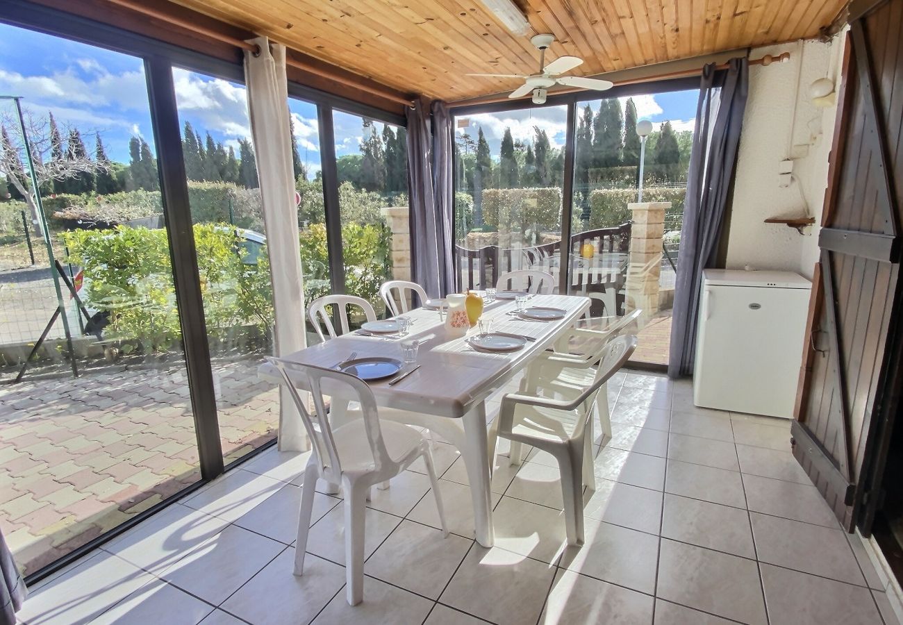 Maison à Vendres - HORIZON BLEU - Petit pavillon pour 8 personnes dans une résidence sécurisée avec piscine