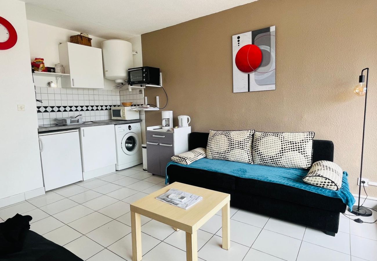 Studio à Agde - Studio Cap-d'Agde studio jusqu' à 4 personnes emplacement idéal