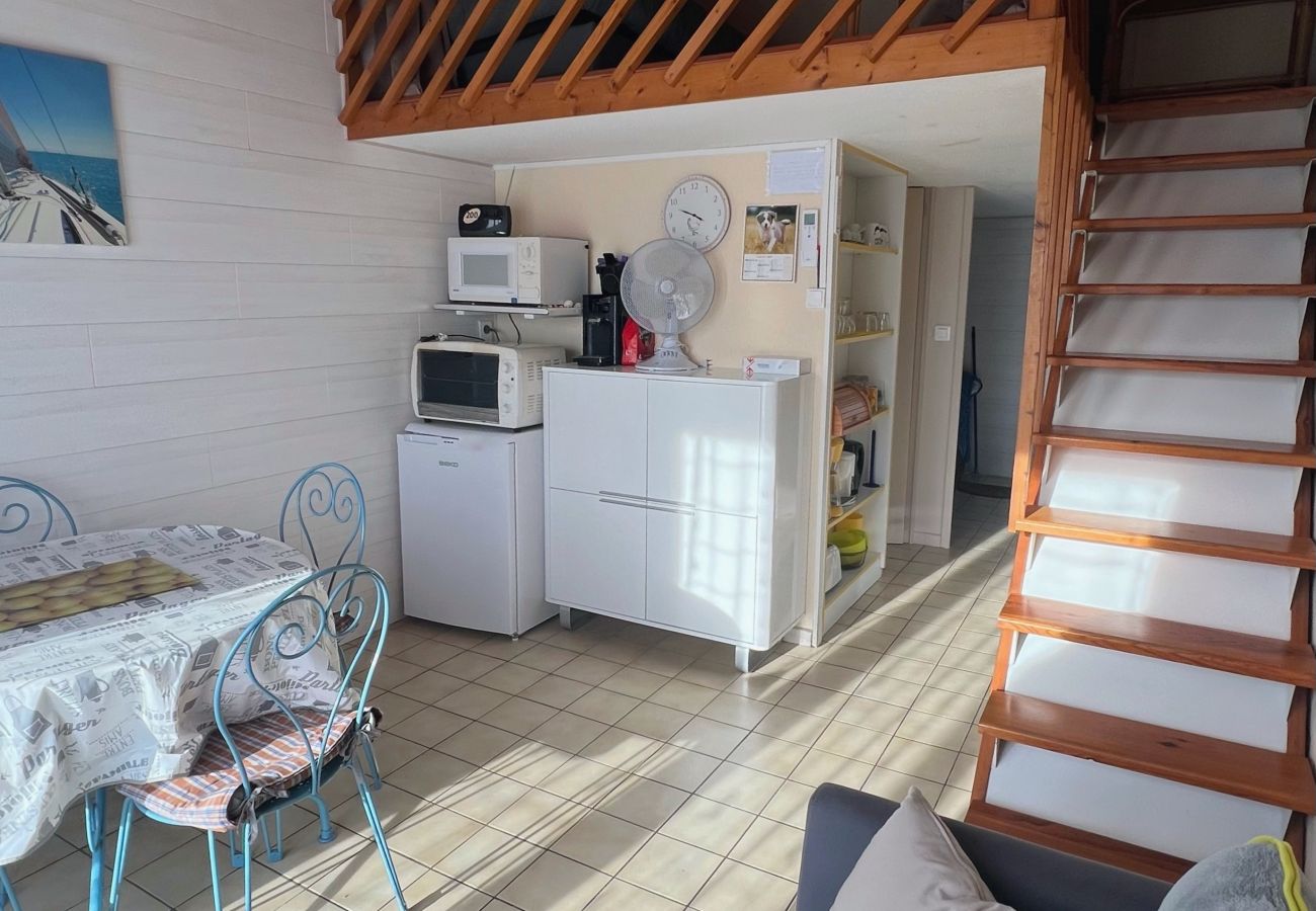 Appartement à Valras-Plage - LES CAMELIAS -  Appartement pour 4 personnes, à proximité de la plage