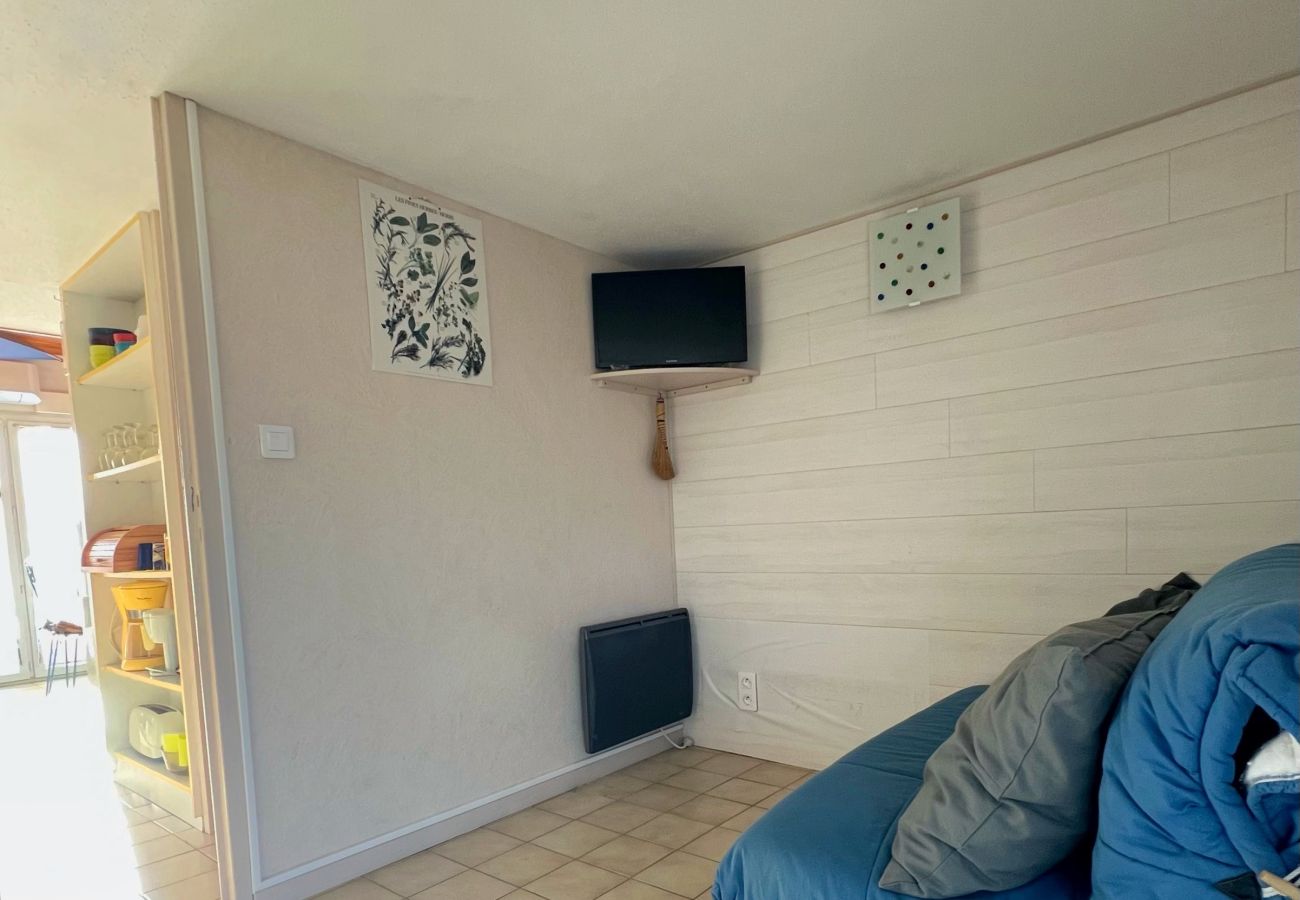 Appartement à Valras-Plage - LES CAMELIAS -  Appartement pour 4 personnes, à proximité de la plage